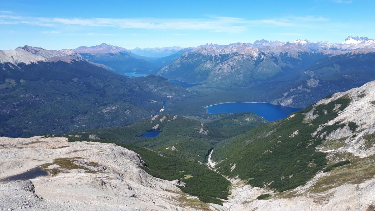 Lagos del Parque Nacional Los Alerces desde el Alto El Petiso